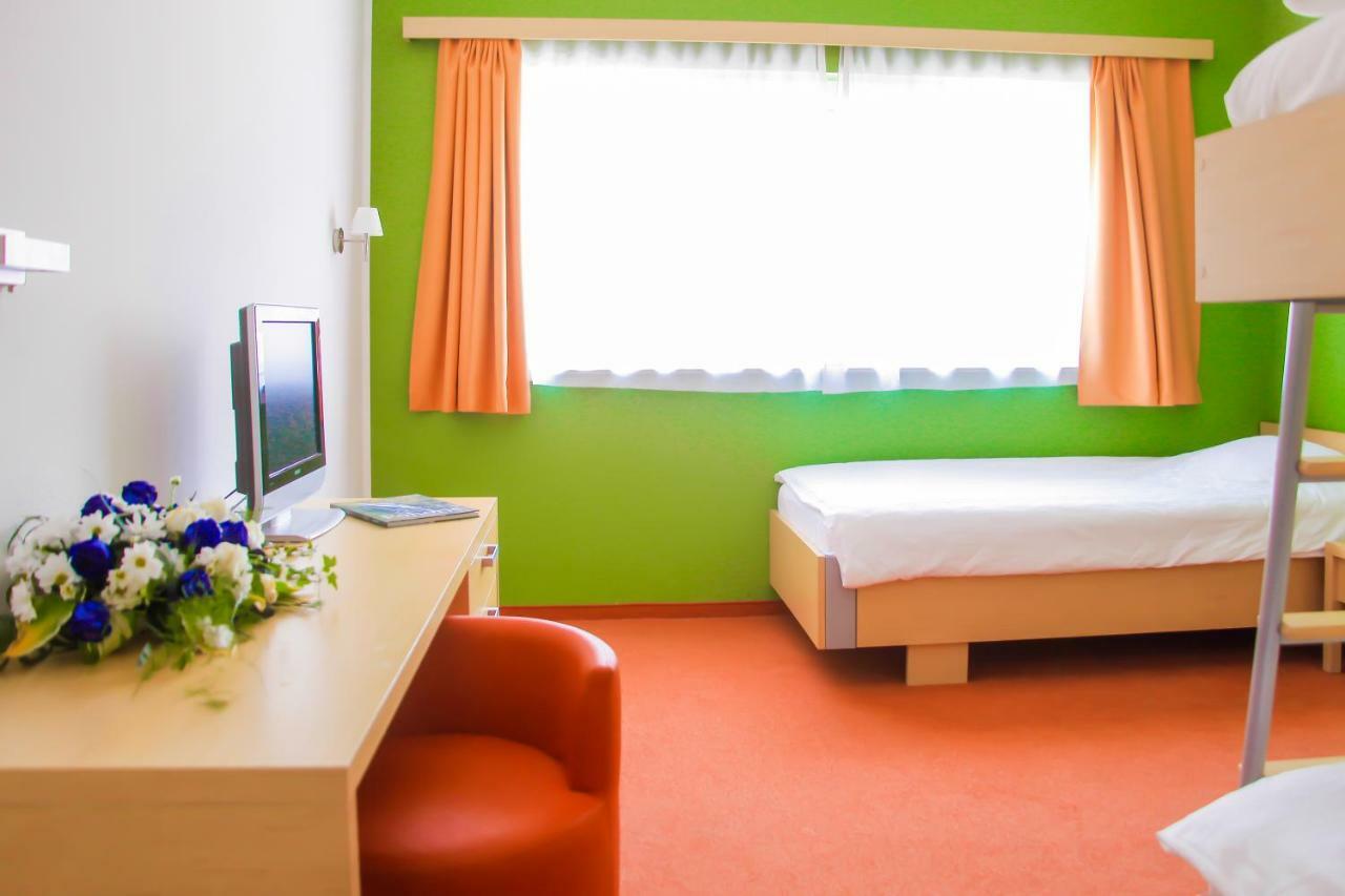 Hotel Veter ルシェ エクステリア 写真