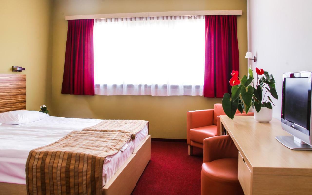 Hotel Veter ルシェ エクステリア 写真