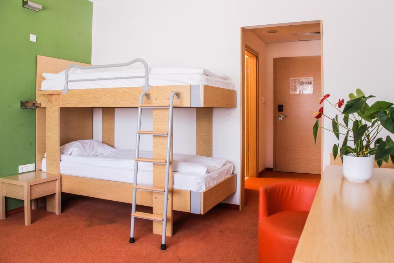Hotel Veter ルシェ エクステリア 写真